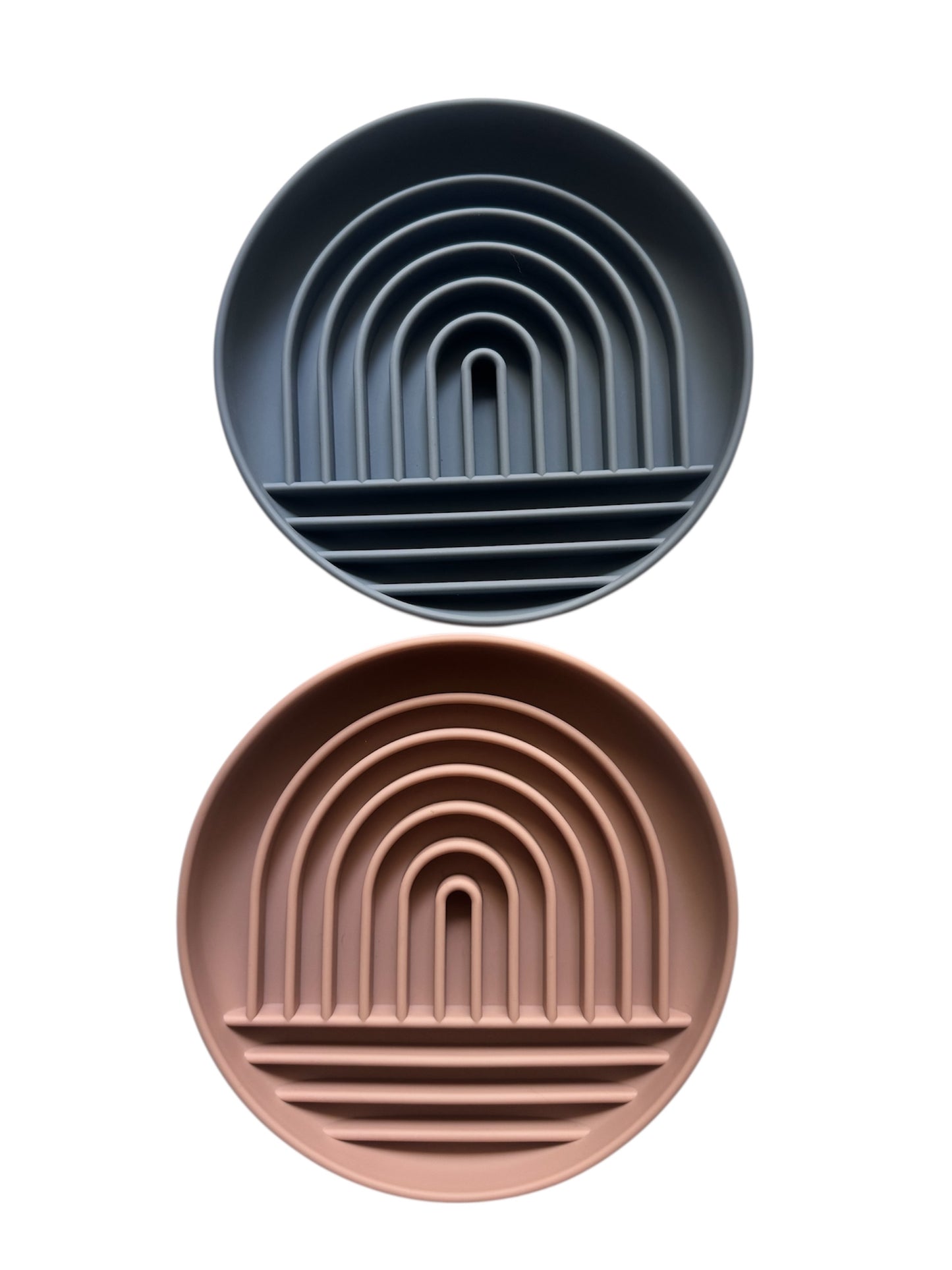 Rainbow Pattern Silicone Slowfeeder